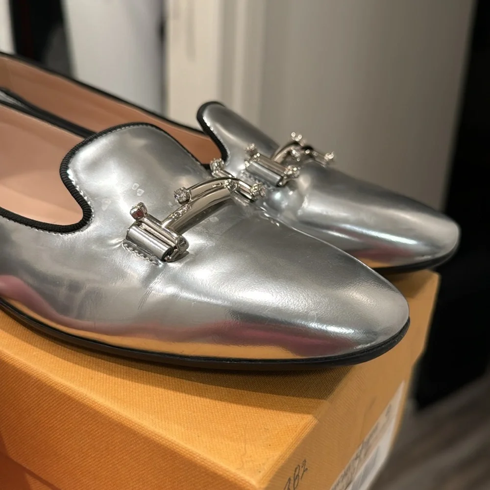- Tod`s Silver Leather Loafers size 40, Like New, box and dust bag included